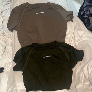 Alphalete Kids' Short Sleeve Tees in Brown and Dark Green